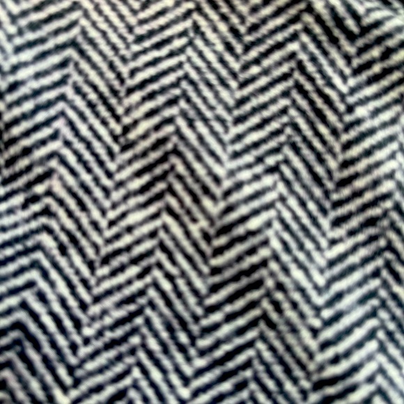 Lightweight + Lined Yoga Pants Sz Sm With Purple/Gray/Blue Pattern - Picture 3 of 6